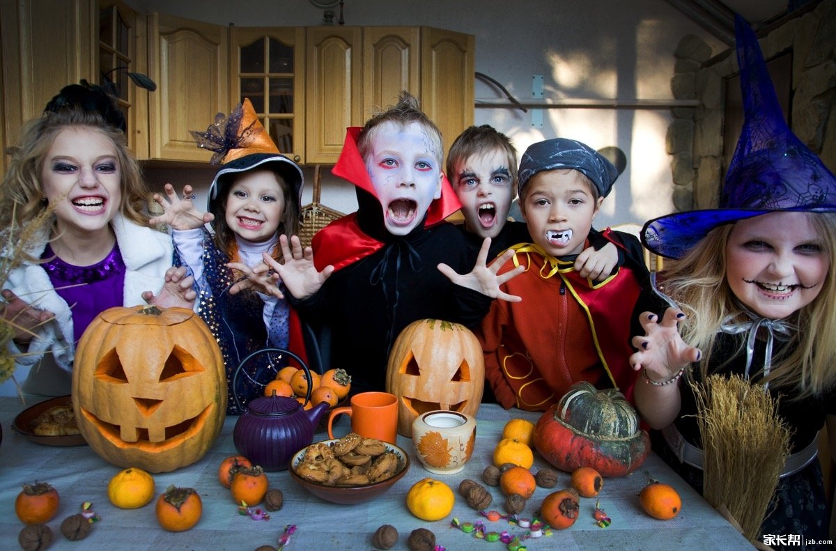 Family Halloween party ideas with kids activities and costumes